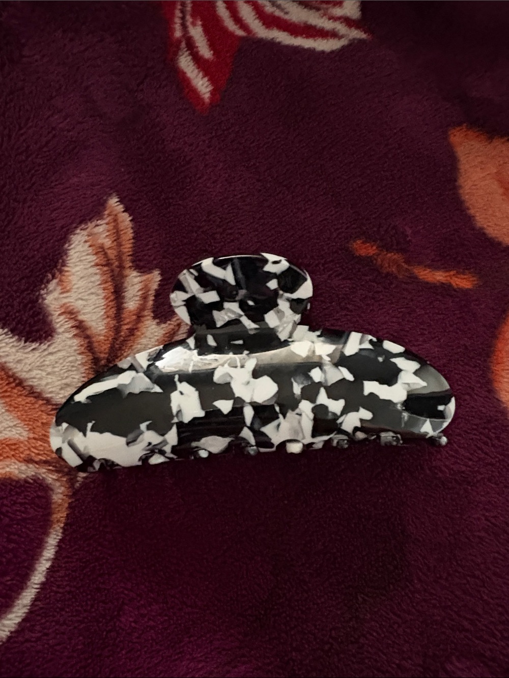Black & White Marbled Hair Claw Clip - Women Accessories